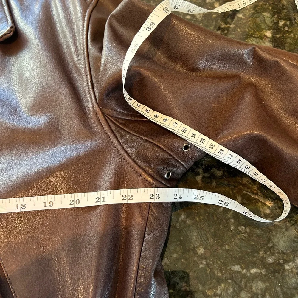 Vintage Banana Republic Leather Bomber jacket. 42. Stunning. 90’s. EUC. Heavy - Picture 13 of 15